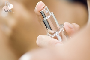 Xịt Body Mist trực tiếp lên cơ thể