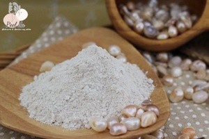 Chiết xuất bột ngọc trai là thành phần nổi bật của cushion Klavuu xám