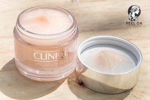 kem dưỡng Clinique moisture surge 72-hour review